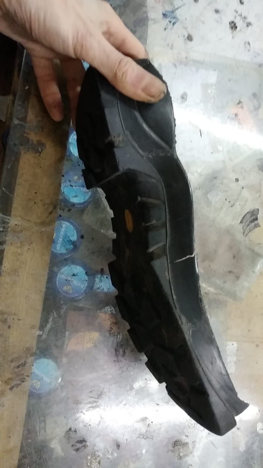 Trekking bota beltzaren zoria aldatu — Iturribide Zapategia