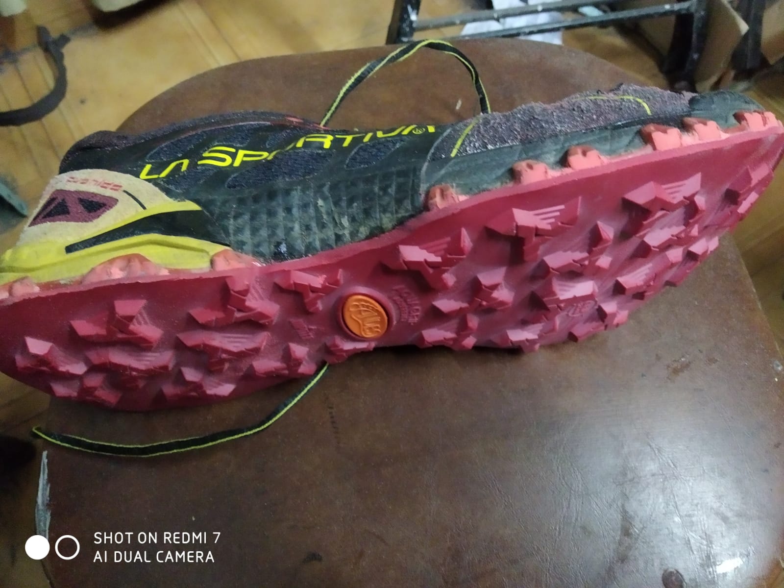 Trail oinetakoak konpondu La Sportiva Iturribide tailarrean